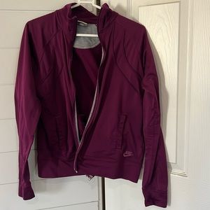 Girls Nike jacket size medium (8-10) purple